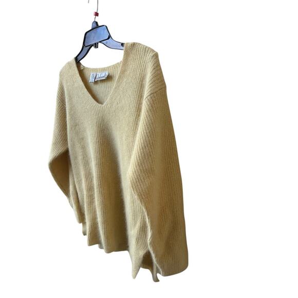 Rafaella V-Neck Rabbit Hair Wool Blend Sweater SZ M /Yellow Soft LUXURY Fuzzy - Picture 4 of 7